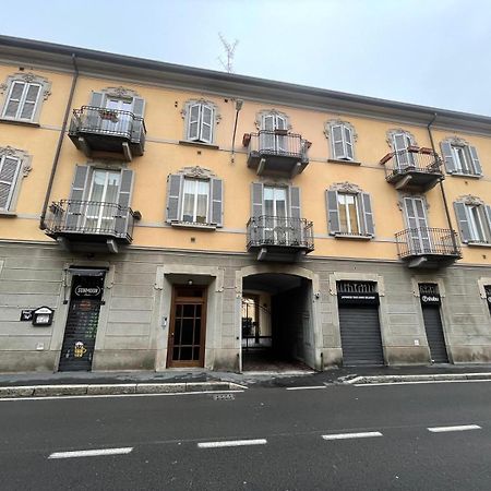 Gelsomino Appartamento Con Posto Auto Nel Centro Di Monza Ngoại thất bức ảnh