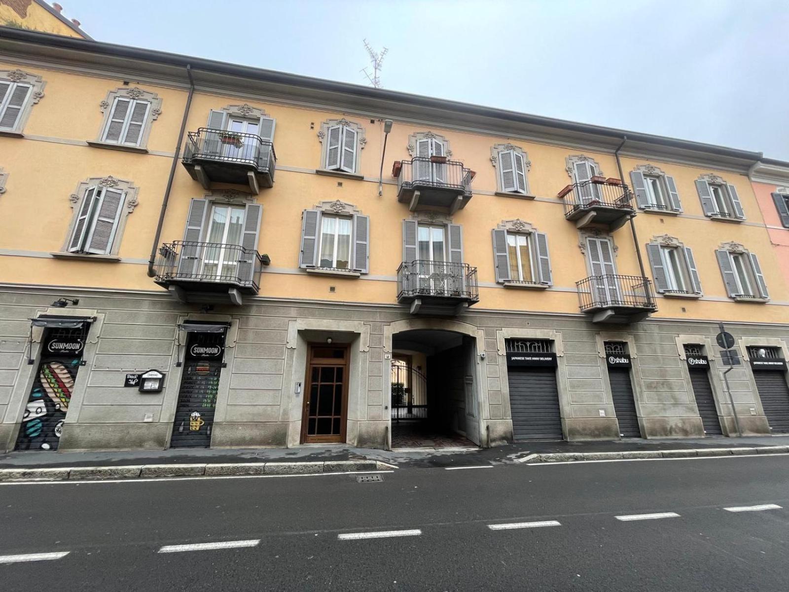 Gelsomino Appartamento Con Posto Auto Nel Centro Di Monza Ngoại thất bức ảnh